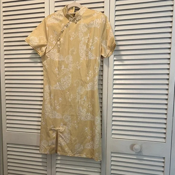 Peacock (M/L) Yellow Chinese Style Dress. Bring luck into New Year 2026 - Picture 1 of 14